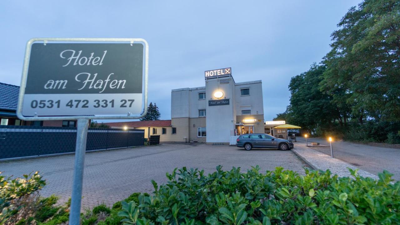 Hotel Am Hafen Брауншвейг Экстерьер фото